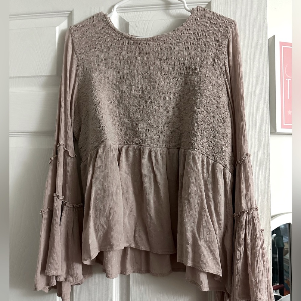 Bell sleeve top